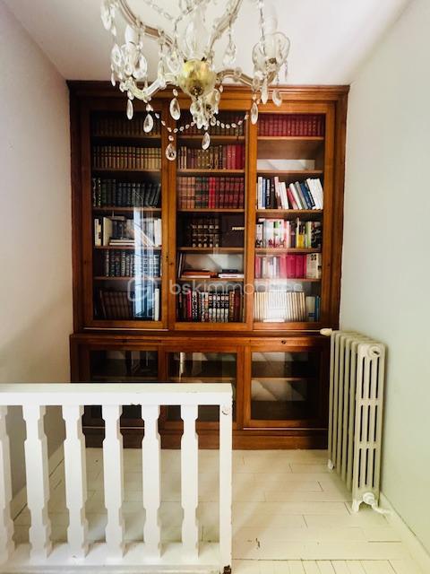 Propriété - 180 m² - 8 pièces