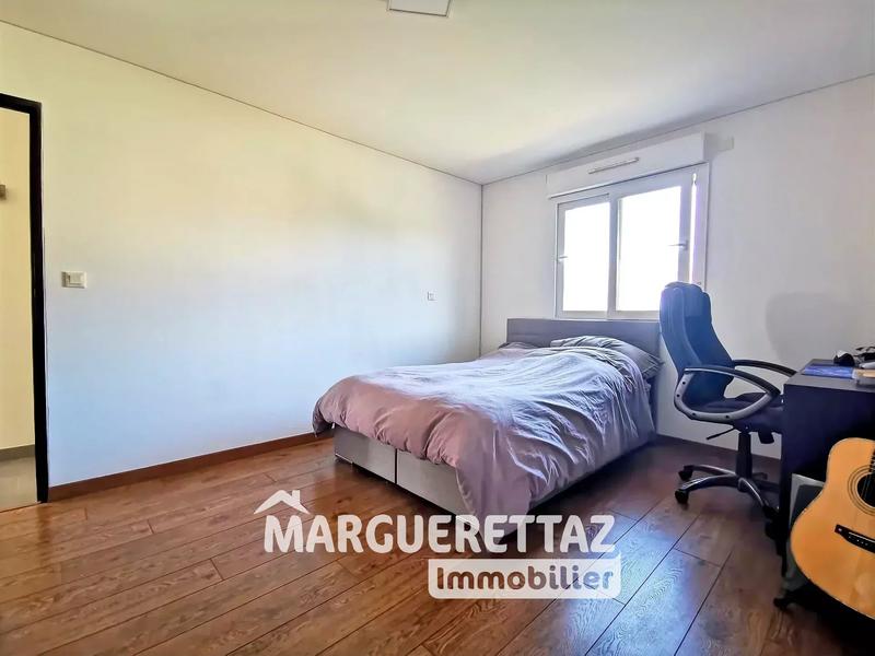 Villa - 352 m² - 10 pièces