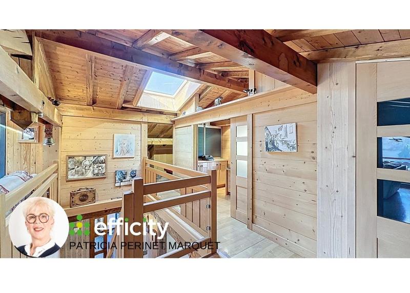 Châlet - 243 m² - 12 pièces