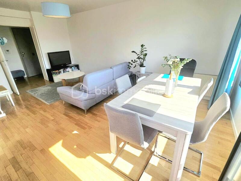 Appartement - 84 m² - 4 pièces