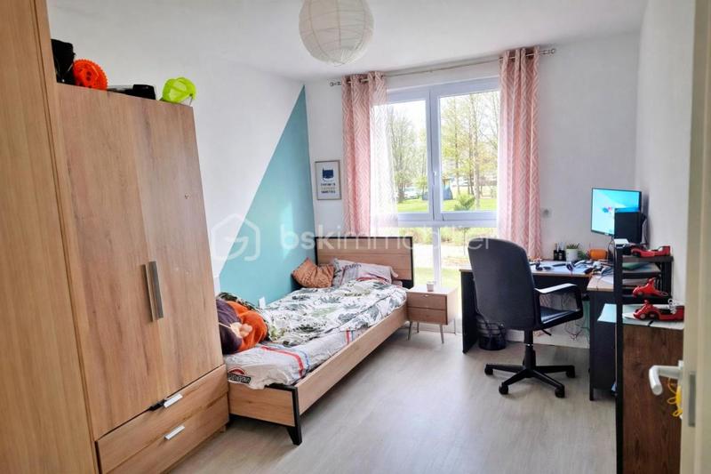 Appartement - 99 m² - 5 pièces