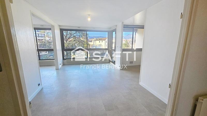 Appartement - 81 m² - 4 pièces