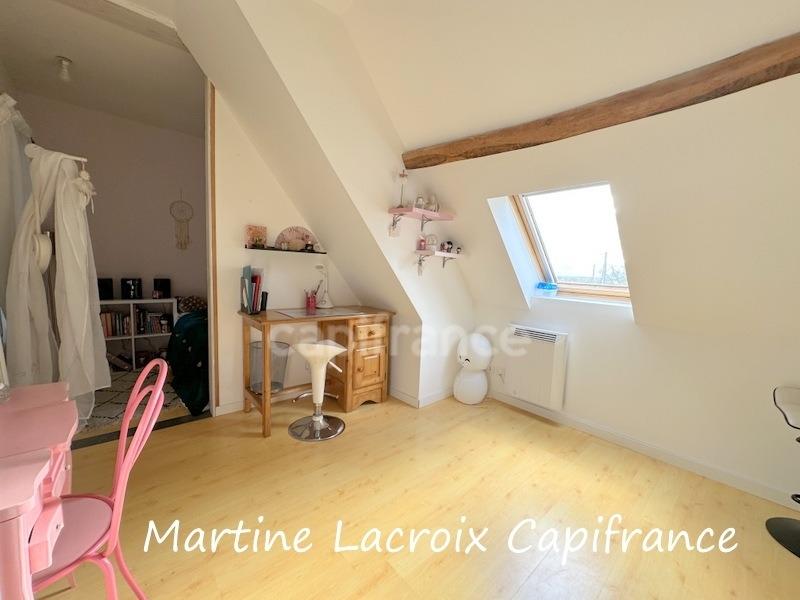 Maison - 180 m² - 8 pièces