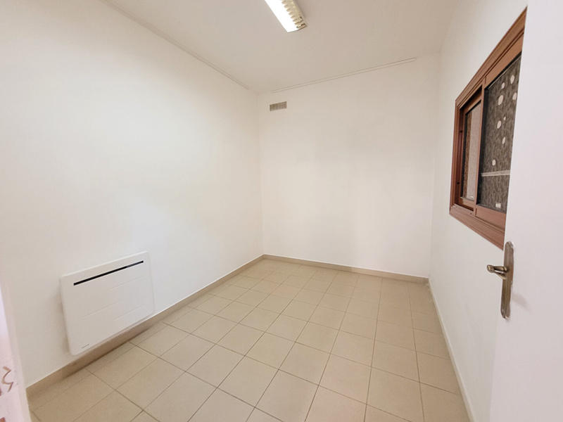 Local commercial - 57 m² - 2 pièces