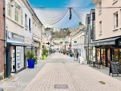 Maison de ville - 215 m² - 6 pièces