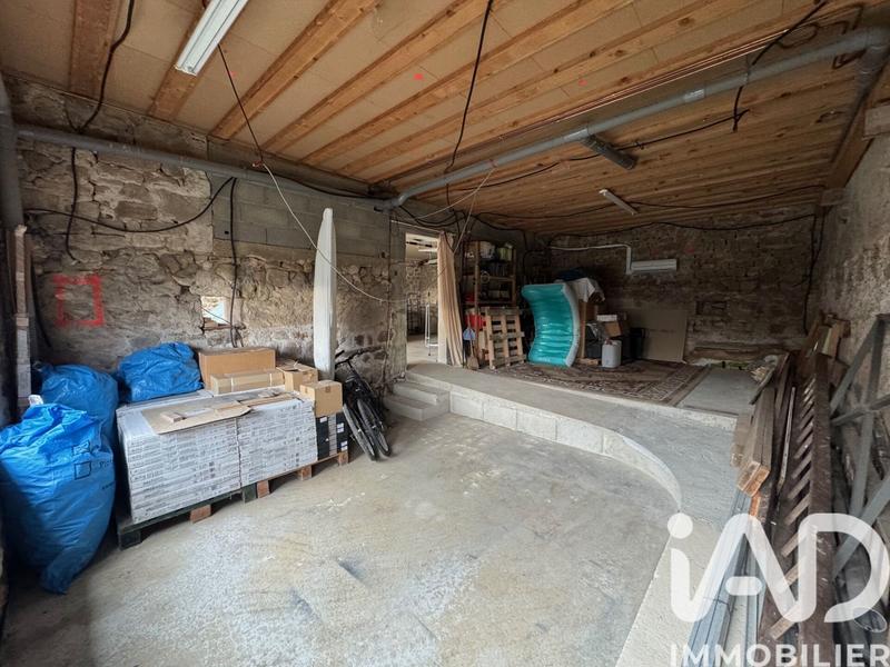 Maison - 214 m² - 8 pièces