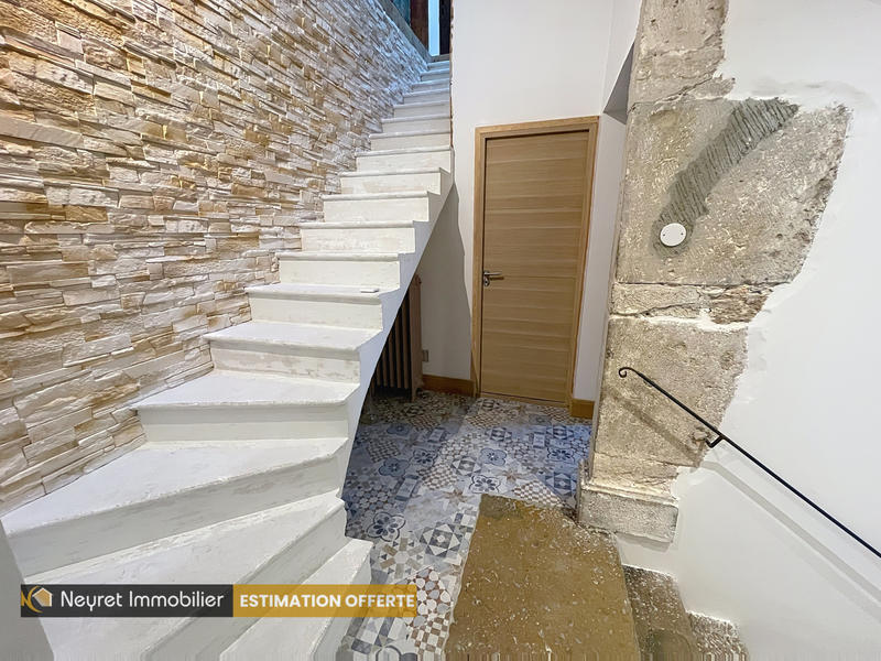 Maison - 267 m² - 6 pièces