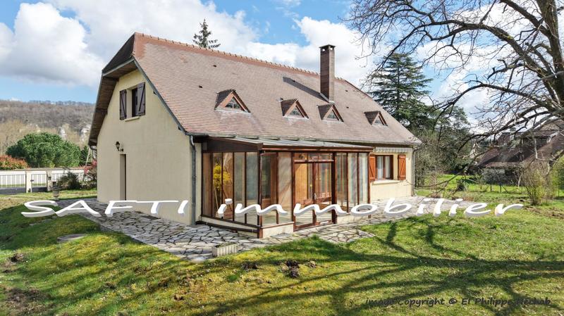 Maison - 198 m² - 6 pièces