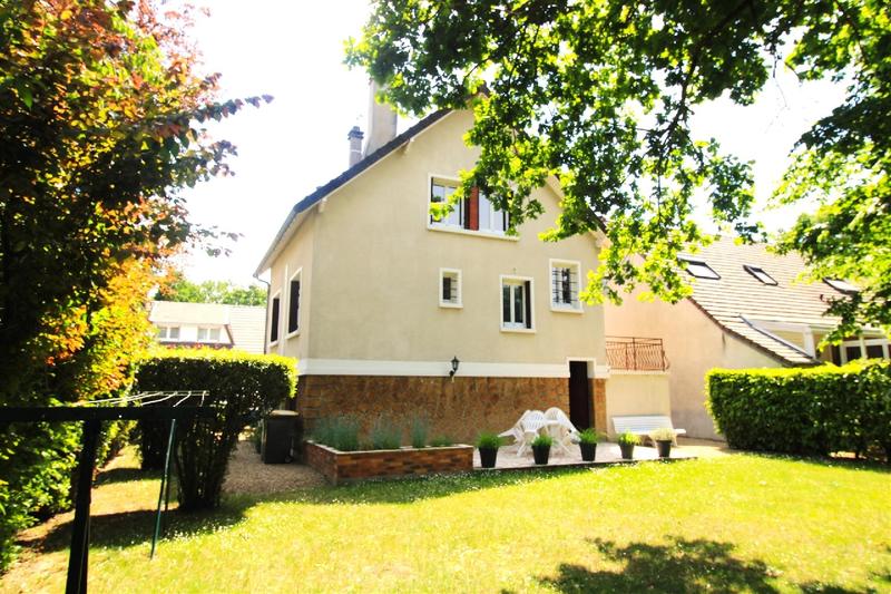 Maison - 102 m² - 5 pièces