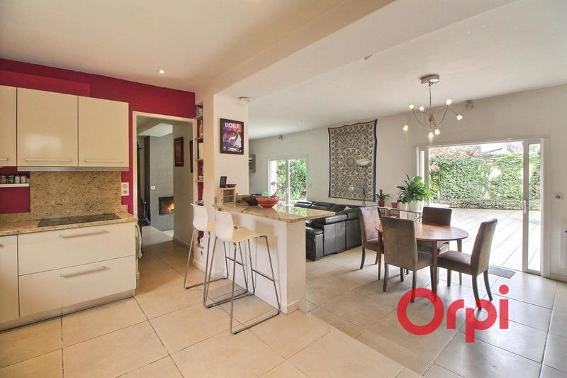 Maison - 128 m² - 6 pièces