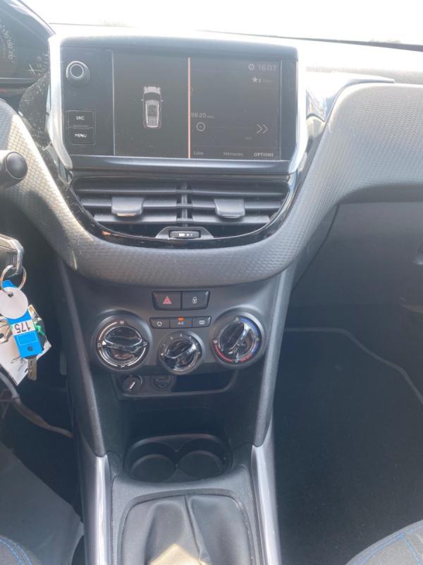 Peugeot 2008 1.2 Ptec Style