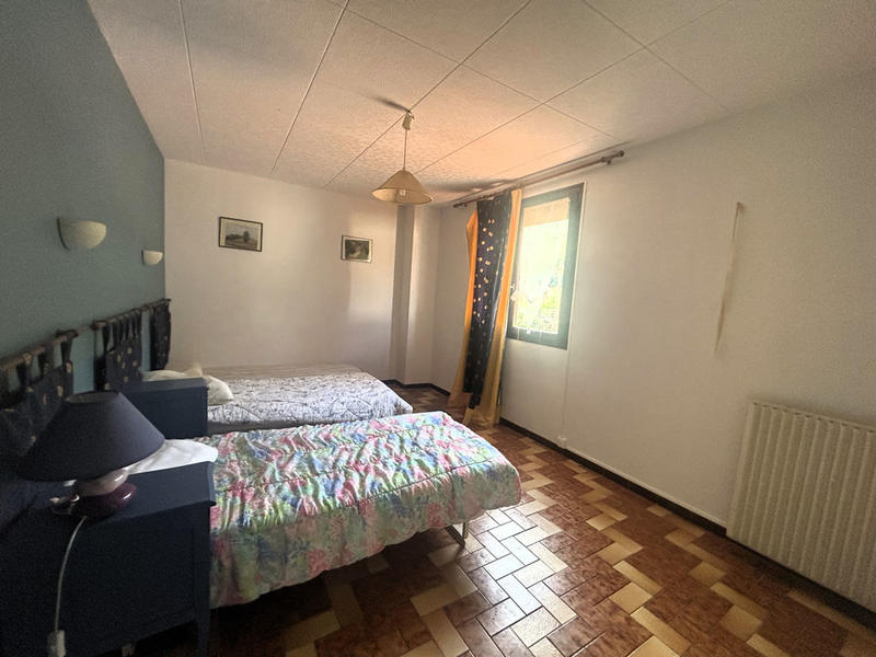 Villa - 220 m² - 8 pièces