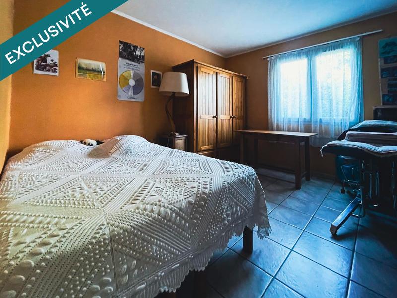 Villa - 220 m² - 8 pièces