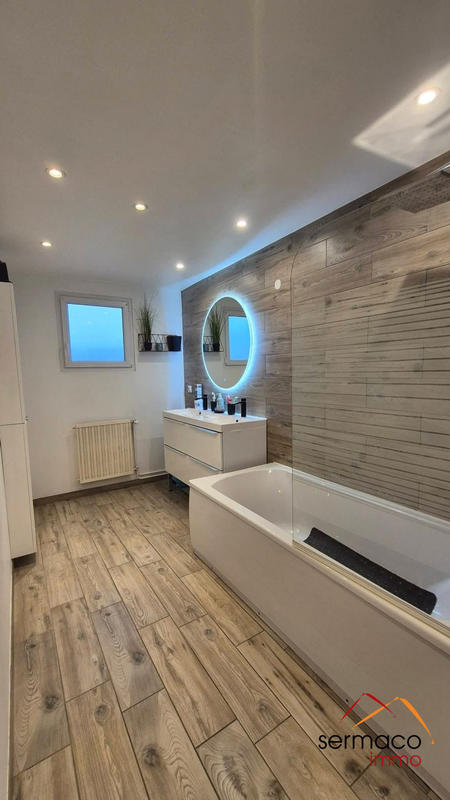 Maison - 100 m² - 4 pièces