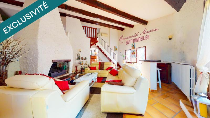 Maison - 210 m² - 7 pièces