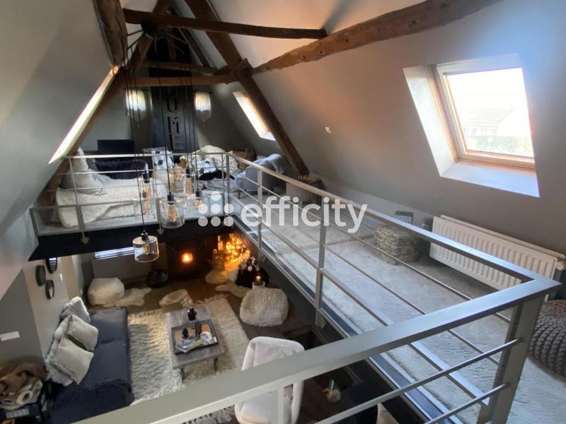 Corps de ferme - 250 m² - 8 pièces