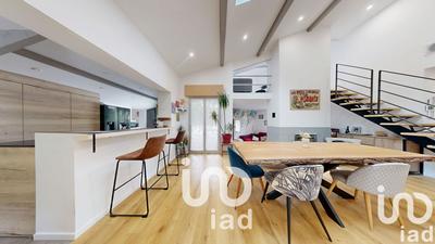 Maison - 170 m² - 6 pièces