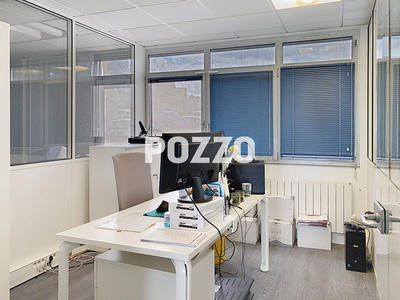 Local commercial - 578 m²