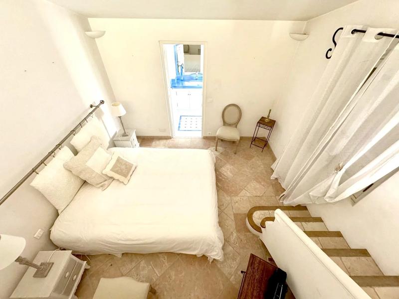 Villa - 280 m² - 5 pièces