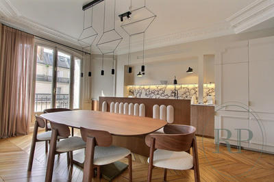 Appartement - 115 m² - 5 pièces