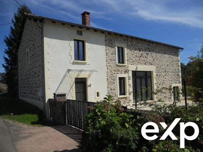 Maison traditionnelle - 219 m² - 9 pièces