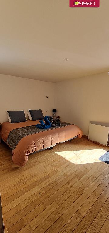 Maison - 362 m² - 15 pièces