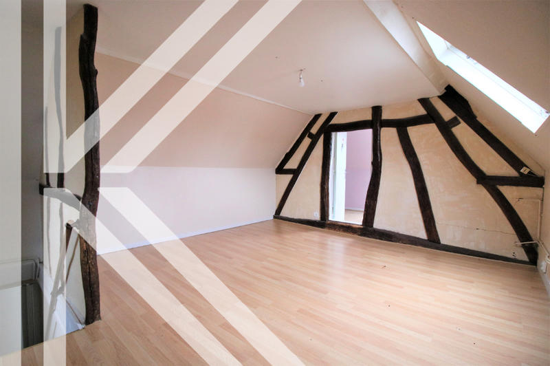 Maison - 111 m² - 5 pièces