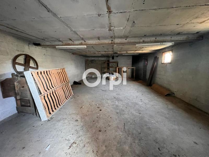 Maison - 180 m² - 5 pièces