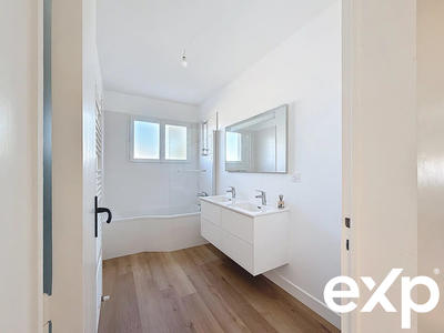 Maison - 141 m² - 5 pièces