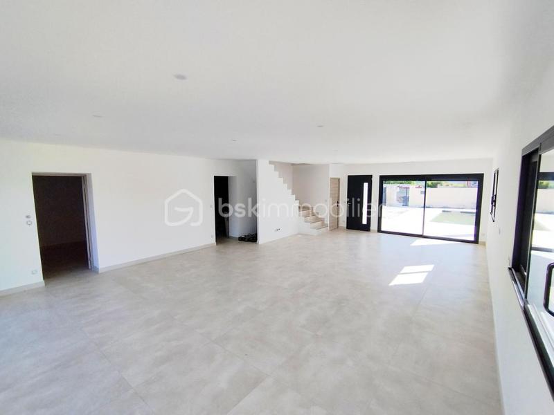 Villa - 145 m² - 6 pièces
