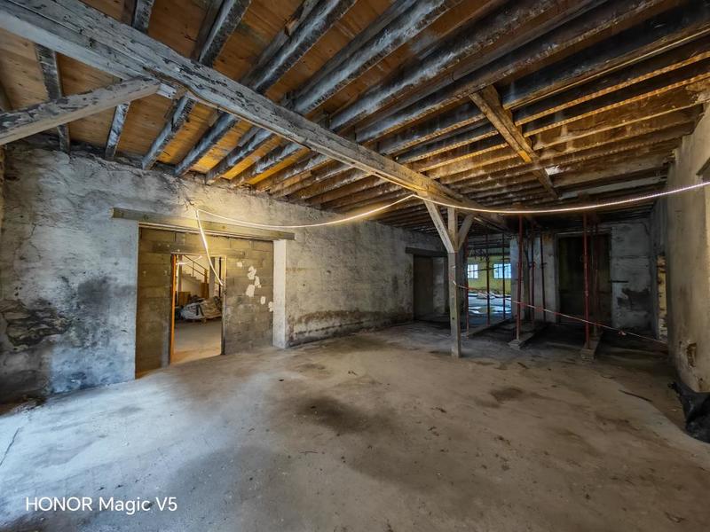 Immeuble - 2 850 m² - 15 pièces