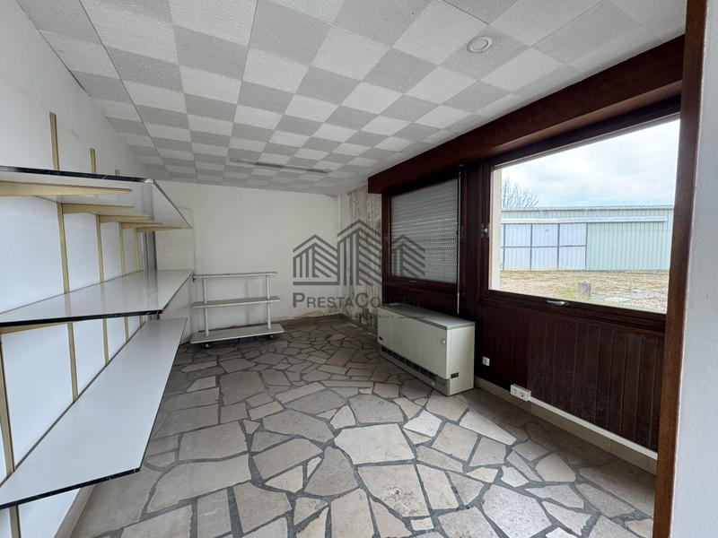 Local d'activités - 292 m² - 5 pièces