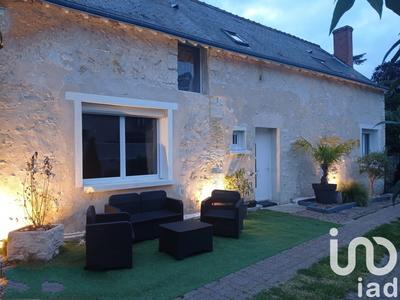 Maison - 165 m² - 8 pièces