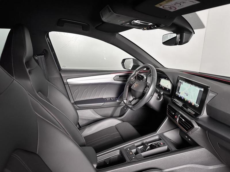 Cupra Leon Vz 245ch Dsg E-Hybride Rechargeable Ja19p Digital Cockpit Baquets Chauff Regul Acc Camera