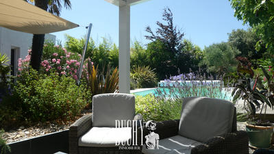 Maison - 215 m² - 7 pièces