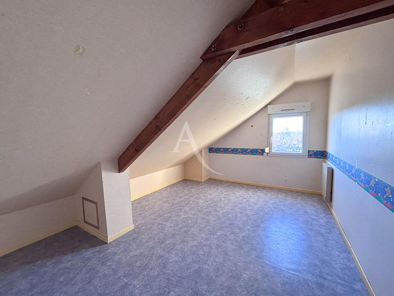 Maison - 159 m² - 8 pièces