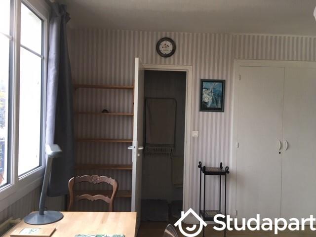 Chambre - 20 m² - 1 pièce