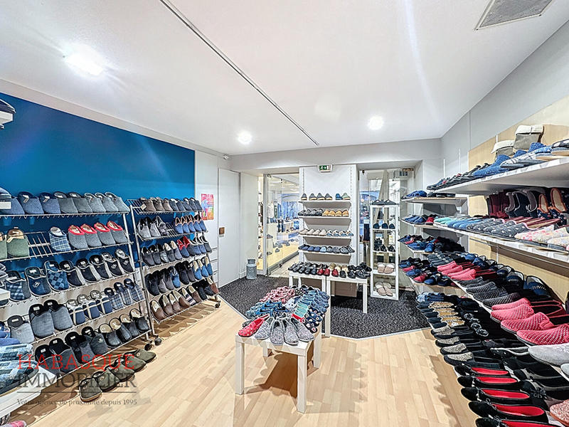 Local commercial - 278 m²