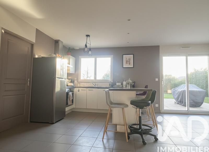 Maison - 99 m² - 5 pièces