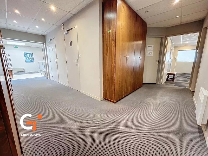 Immeuble - 178 m² - 7 pièces