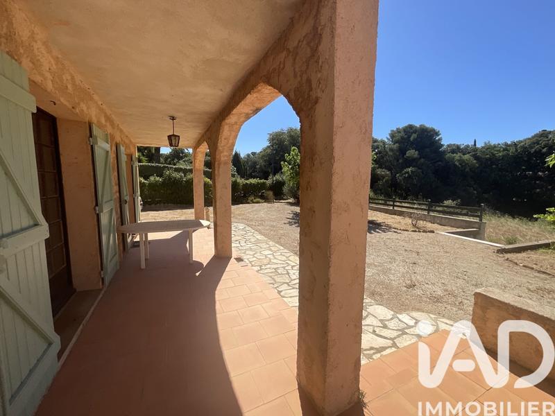 Maison - 214 m² - 9 pièces