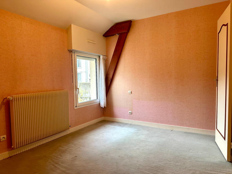 Maison - 105 m² - 6 pièces