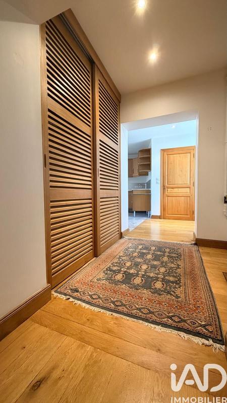 Maison de ville - 268 m² - 9 pièces