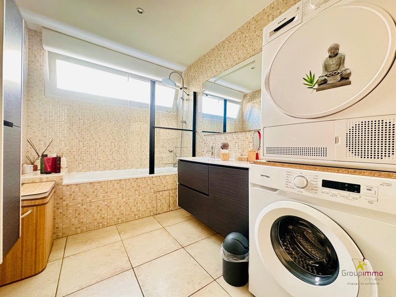 Appartement - 95 m² - 4 pièces