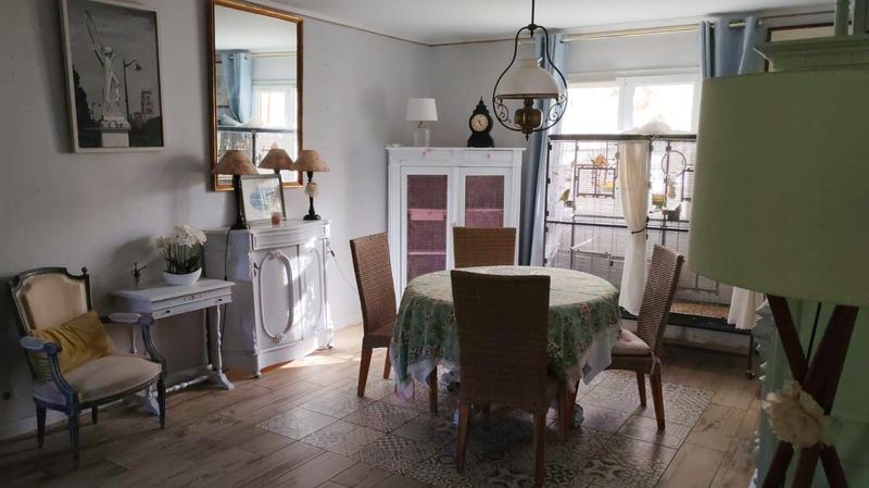 Maison - 215 m² - 7 pièces