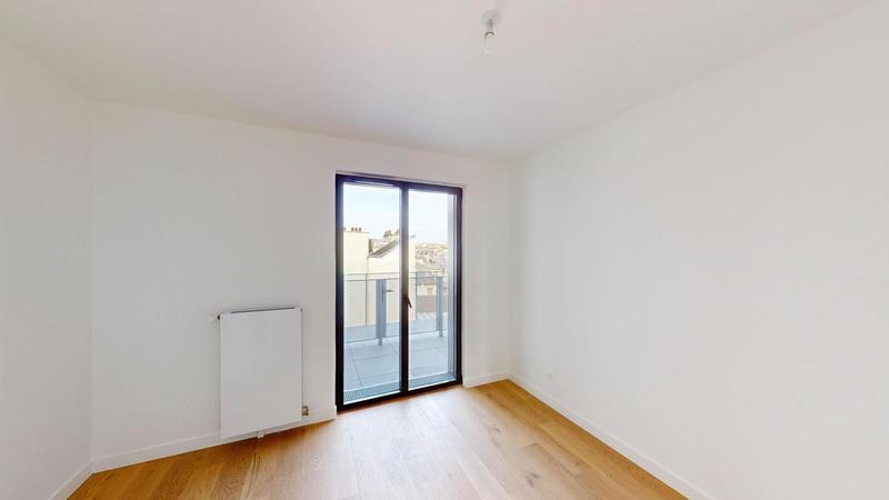 Appartement - 95 m² - 5 pièces