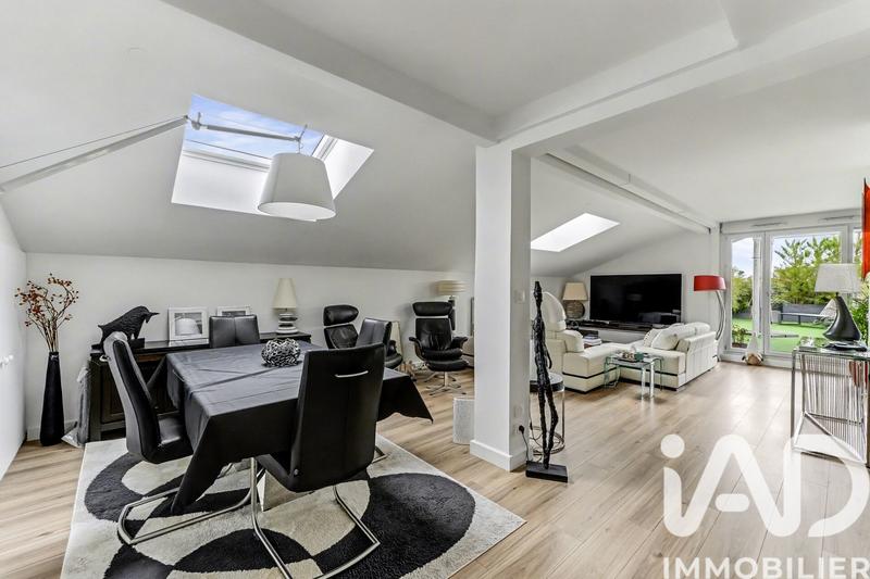 Appartement - 104 m² - 4 pièces