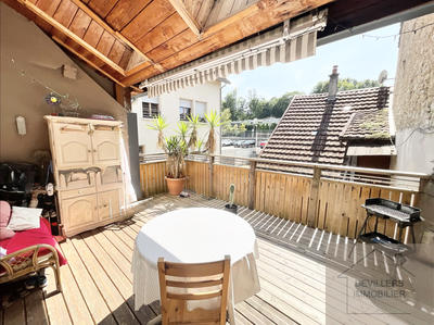 Appartement - 95 m² - 3 pièces