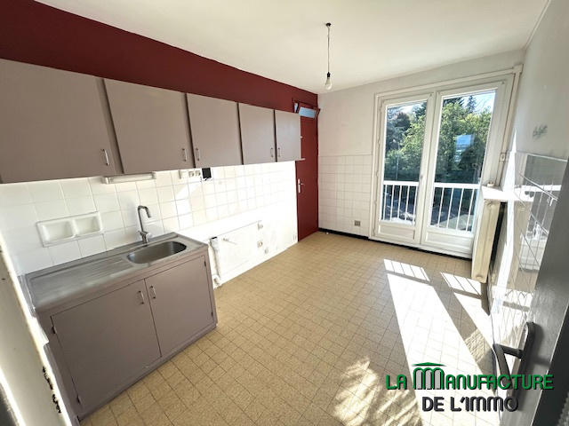 Appartement - 75 m² - 4 pièces