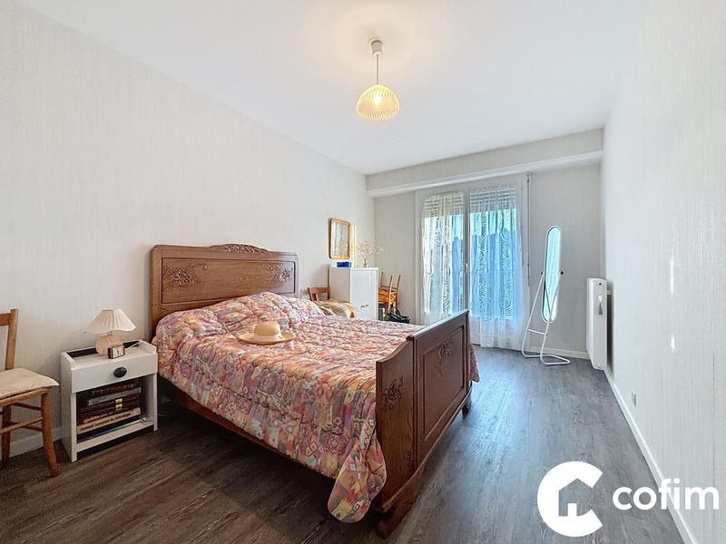 Appartement - 96 m² - 4 pièces